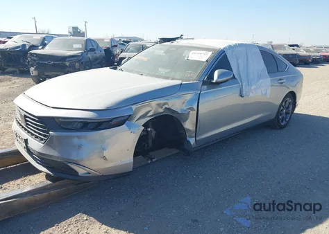 2024 Honda Accord Ex z USA, uszkodzony, nr VIN 1HGCY1F34RA092753